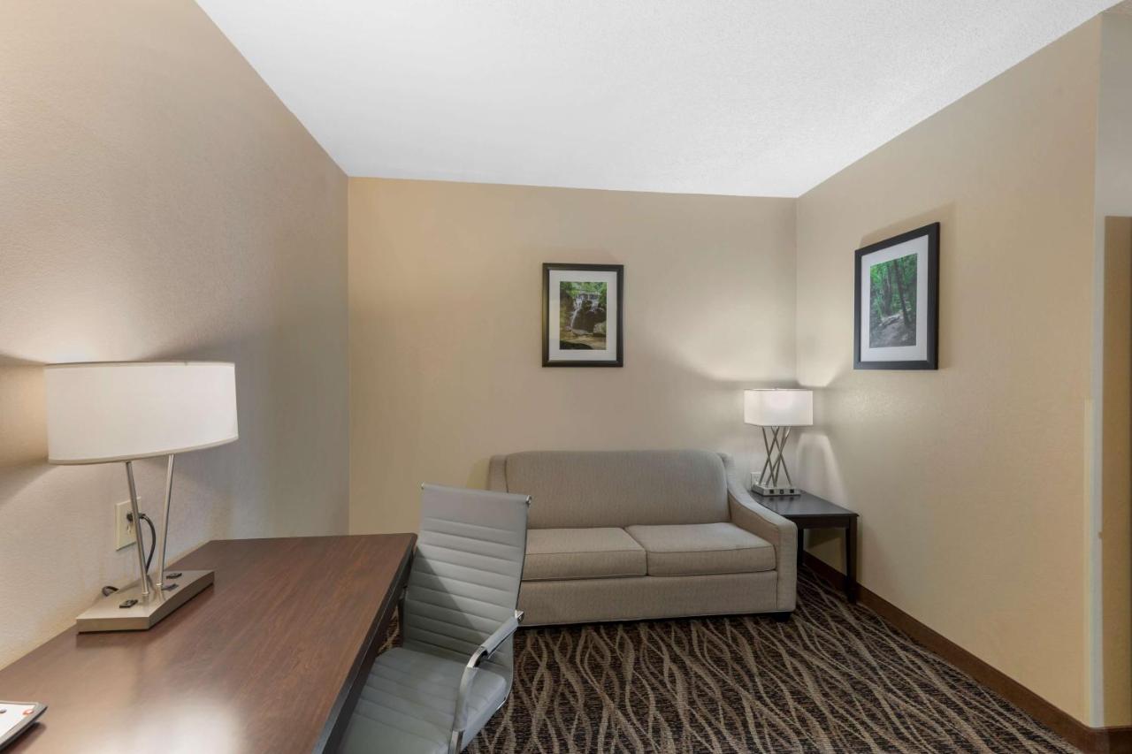 Best Western Plus Russellville Hotel & Suites Εξωτερικό φωτογραφία